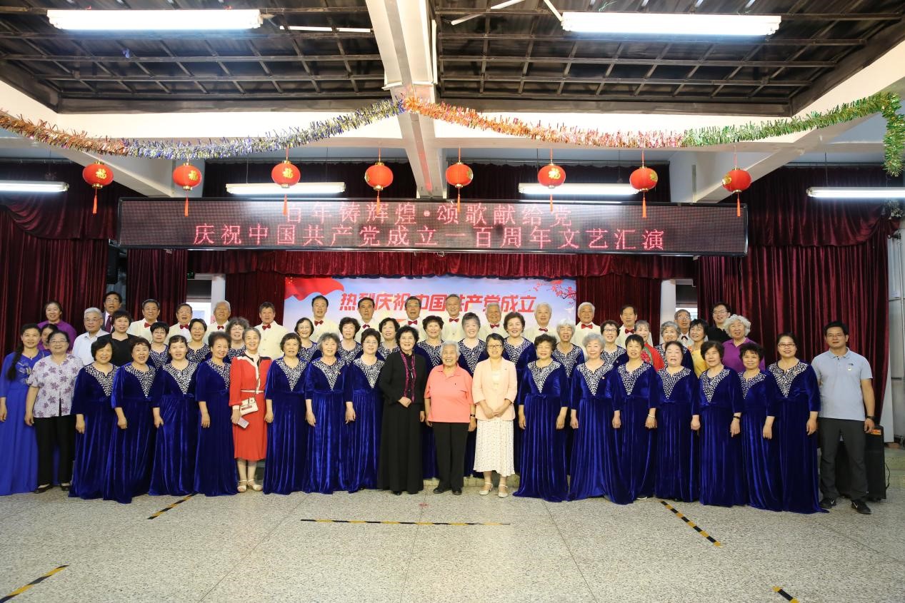 大合照.jpg