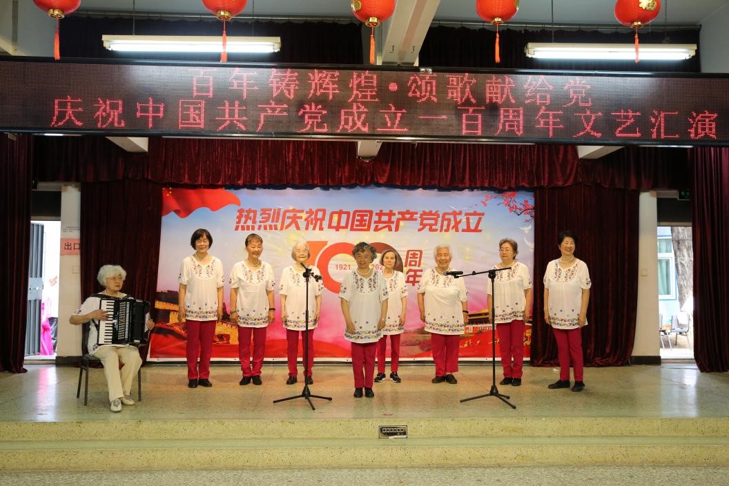 6-俄罗斯歌曲合唱队:女声合唱——《唱支山歌给党听》、《我和我的祖国》.jpg